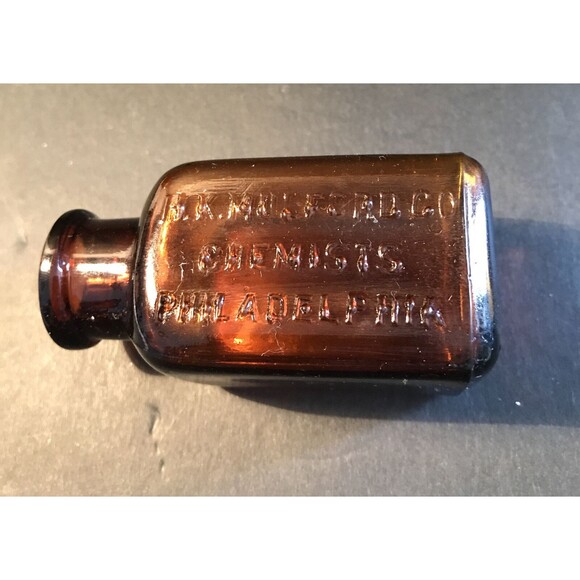 Lot H.K. Mulford Co Chemists Bottle Philadelphia Brown Clean No Chips - Picture 2 of 3